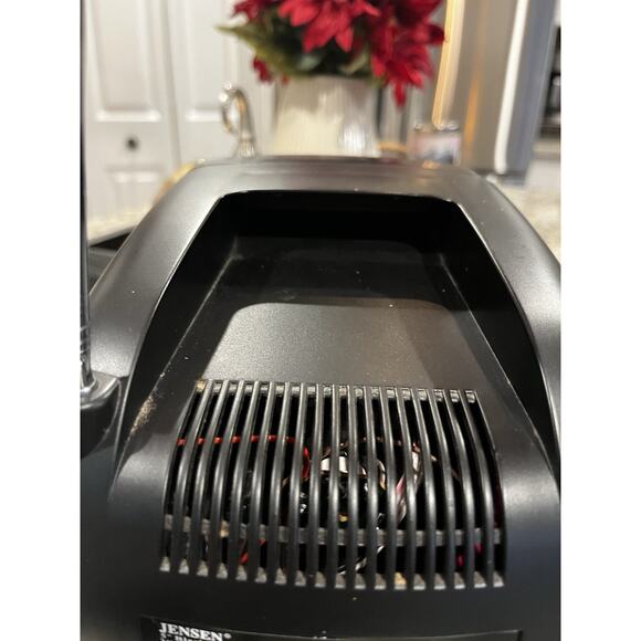 VTG JENSEN J53-BWR Portable Black & White TV CRT AM/FM 5” Tested - WORKS! READ - Picture 6 of 8